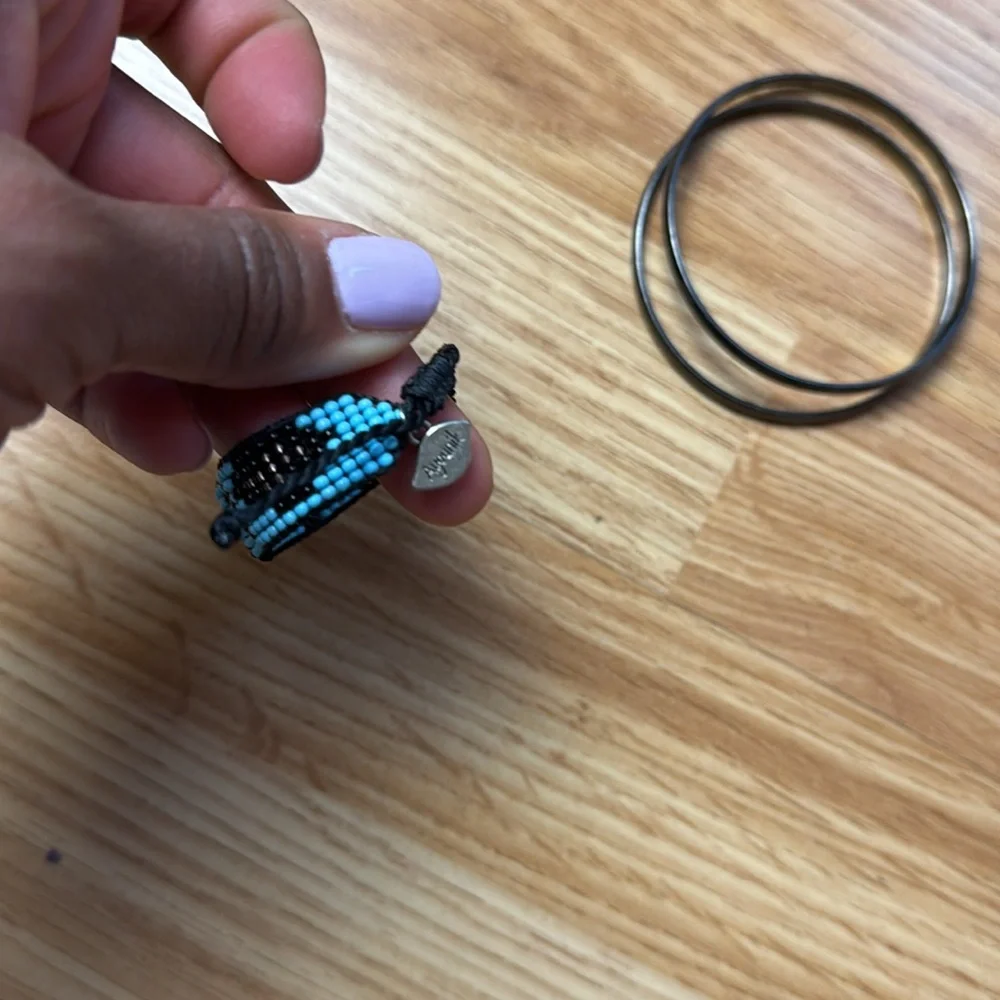 Black and Blue Beaded Bracelet with Silver Bangles (02)